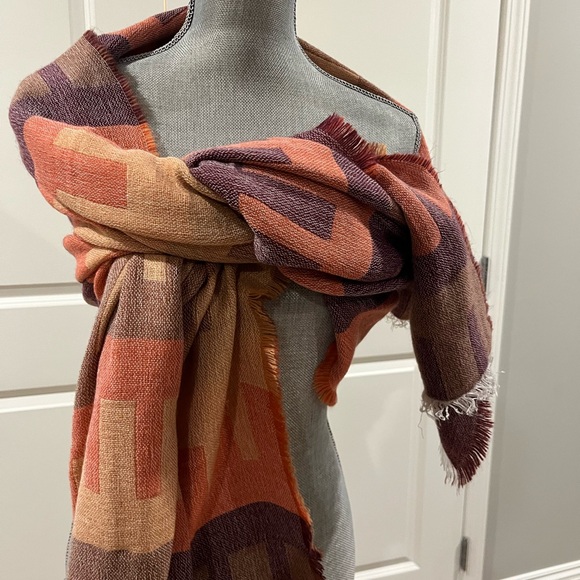 Multicolor Geometric Patterned Shawl - Picture 2 of 2